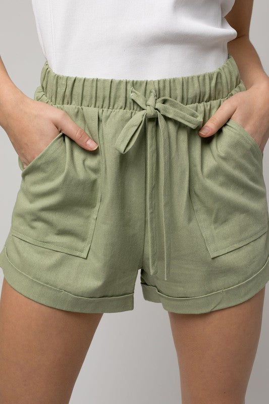 Elastic Waist Front Pocket Roll-Up Shorts Moss Green Front View