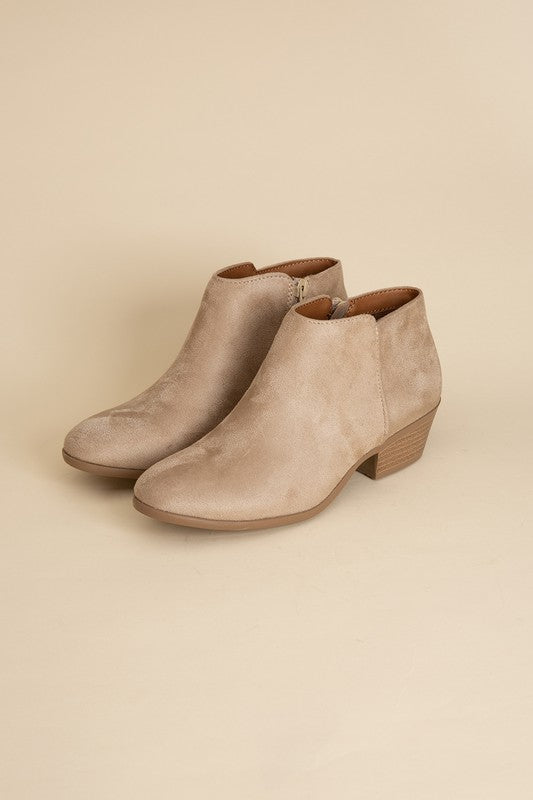 Mug Ankle Booties Wheat