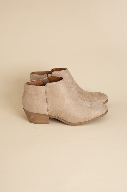 Mug Ankle Booties Wheat